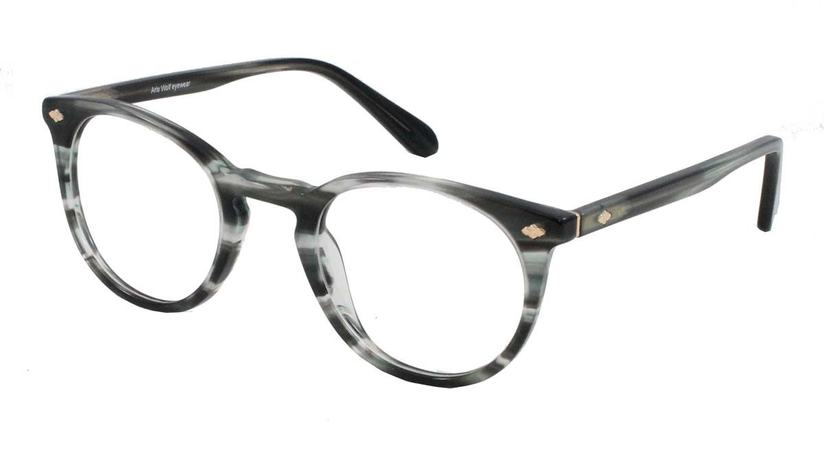 black and white tortoise glasses